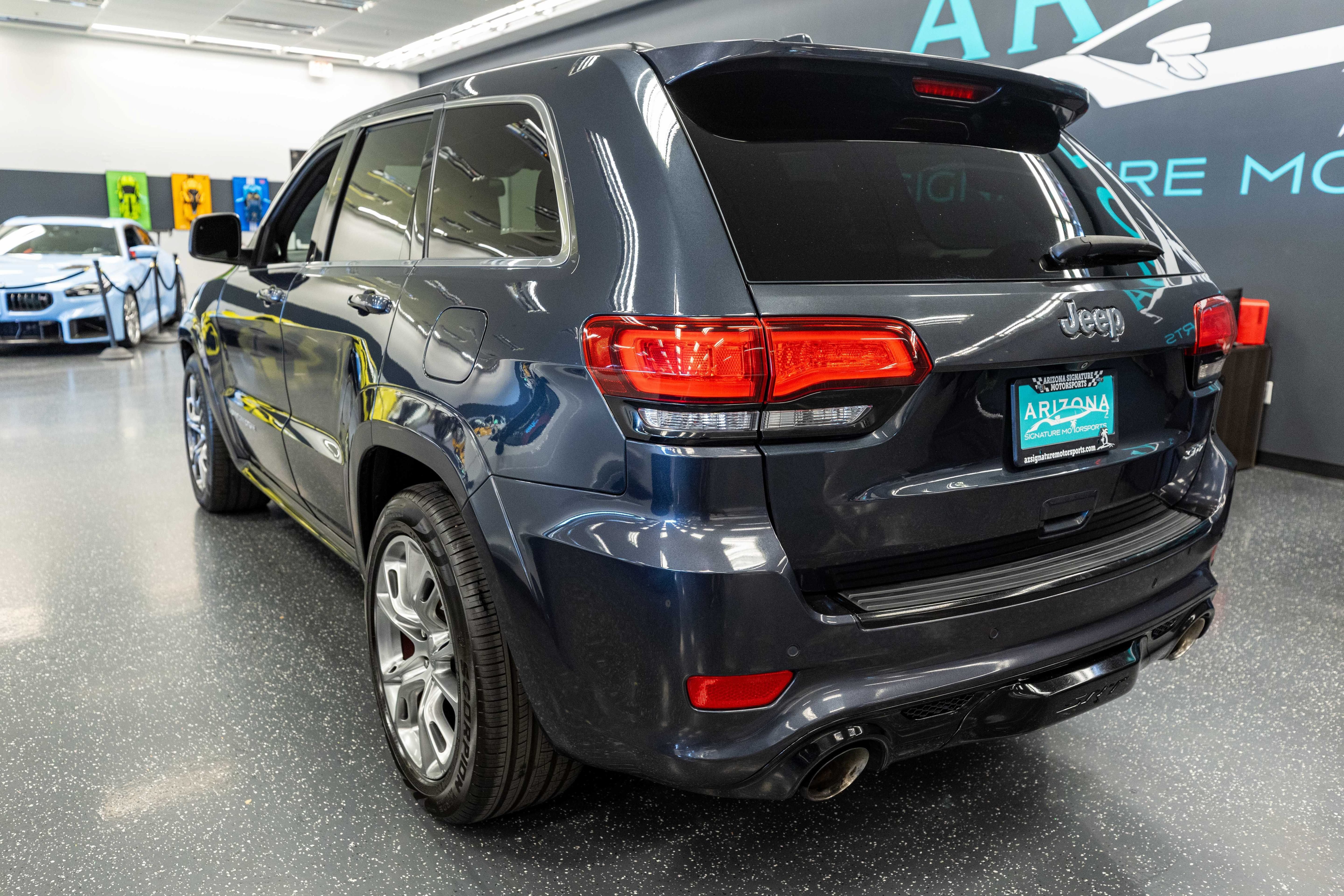 Used 2015 Jeep Grand Cherokee SRT w/ Trailer Tow Group IV AWD/4WD image 8