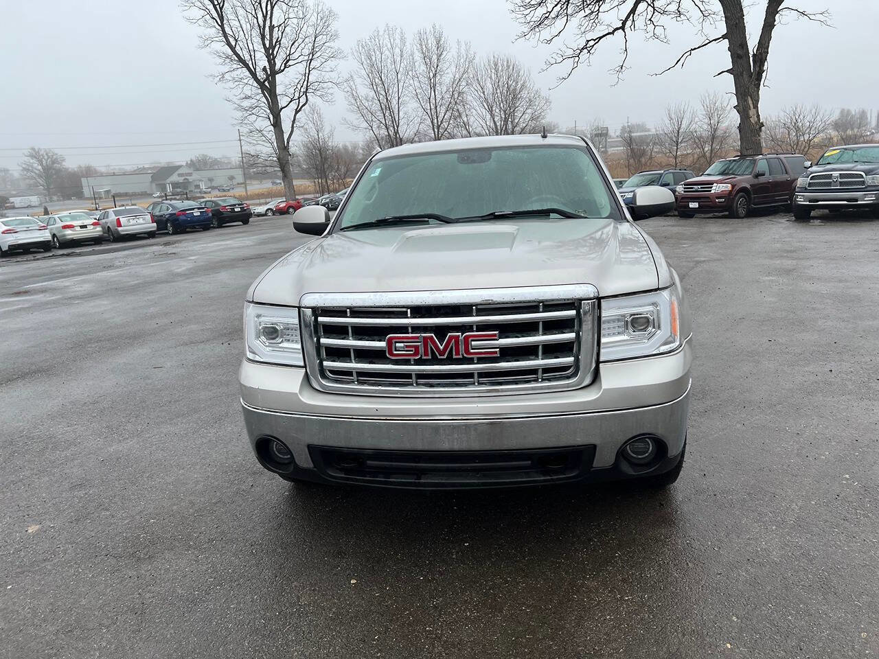 Used 2007 GMC Sierra 1500 SLT w/ SLE/SLT Trailering Package RWD image 2