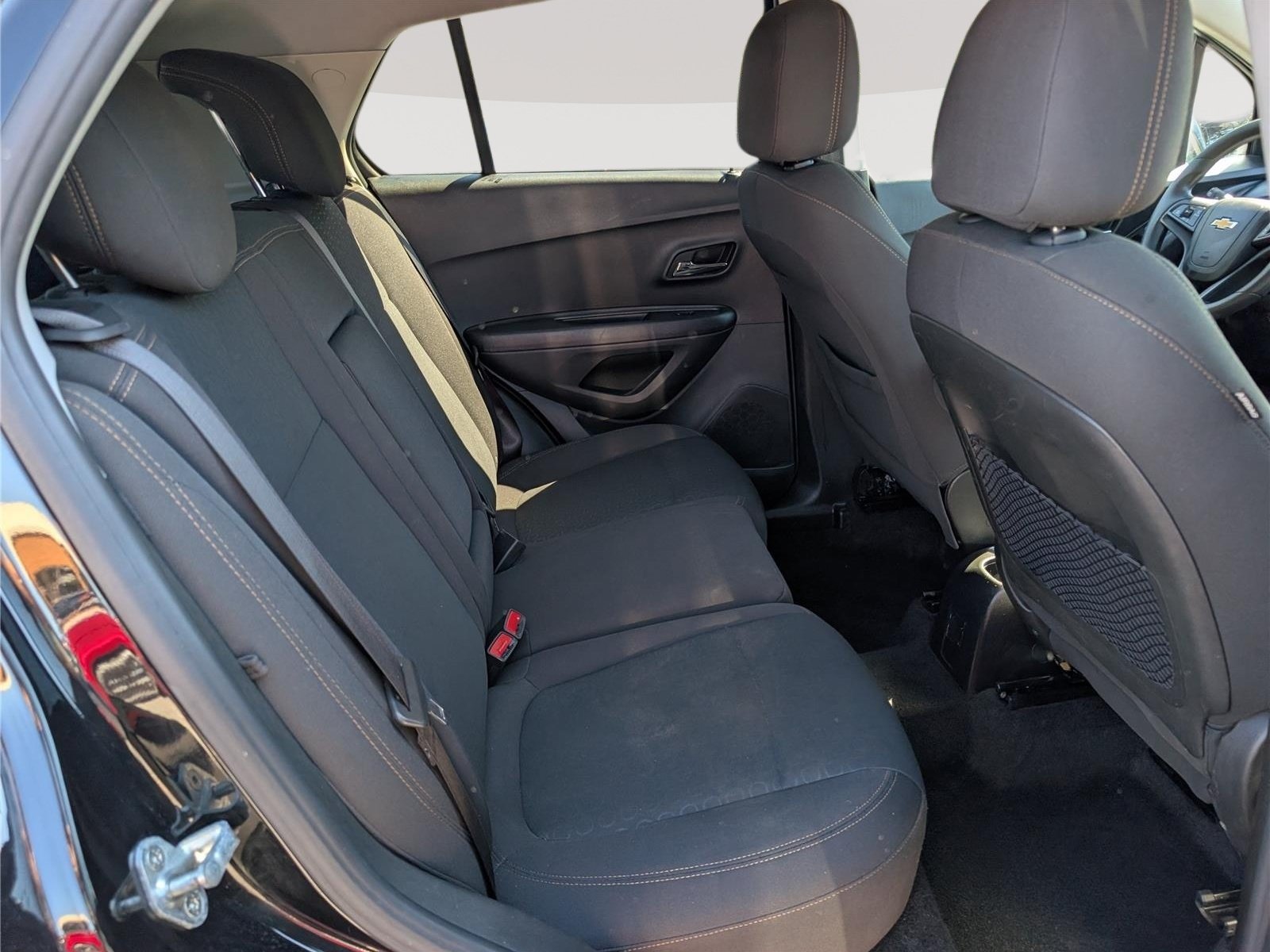 Used 2021 Chevrolet Trax LS w/ Tint and Cruise Package FWD image 12