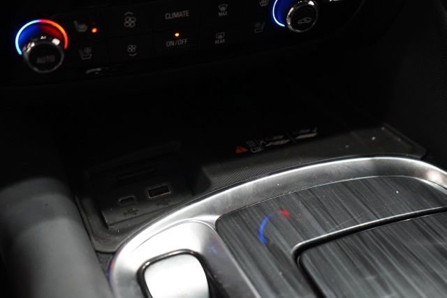 Used 2024 Buick Enclave Premium image 30