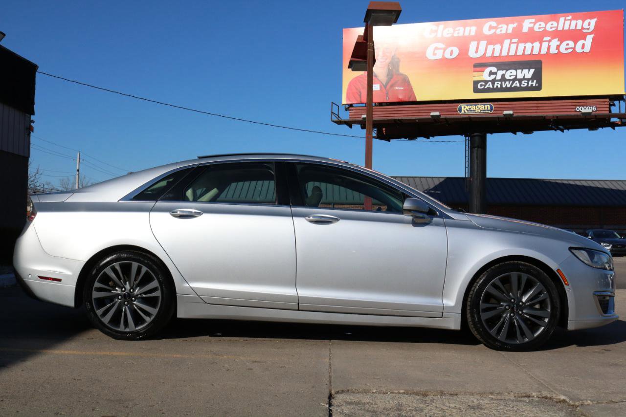 Used 2017 Lincoln MKZ Reserve w/ Technology Package image 8