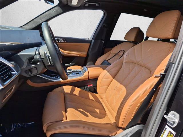 Certified 2024 BMW X7 xDrive40i w/ M Sport Package AWD/4WD image 16