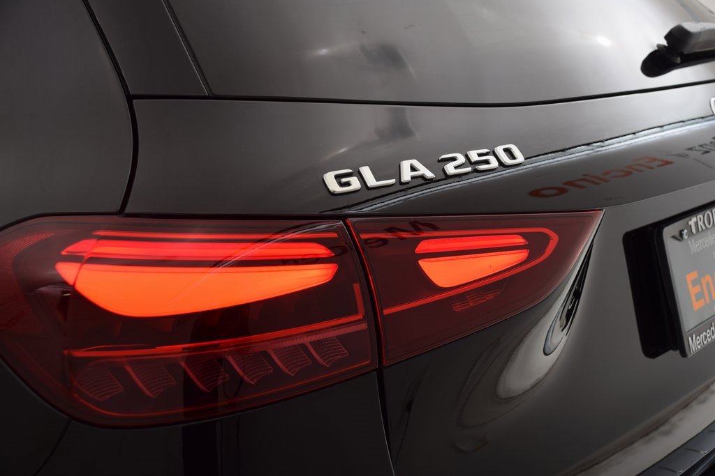 Certified 2025 Mercedes-Benz GLA 250 image 12