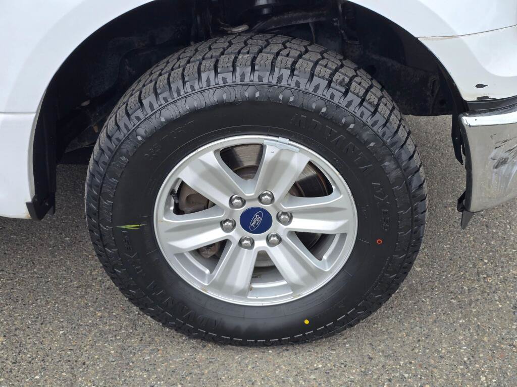 Used 2016 Ford F150 XLT w/ Equipment Group 301A Mid AWD/4WD image 9