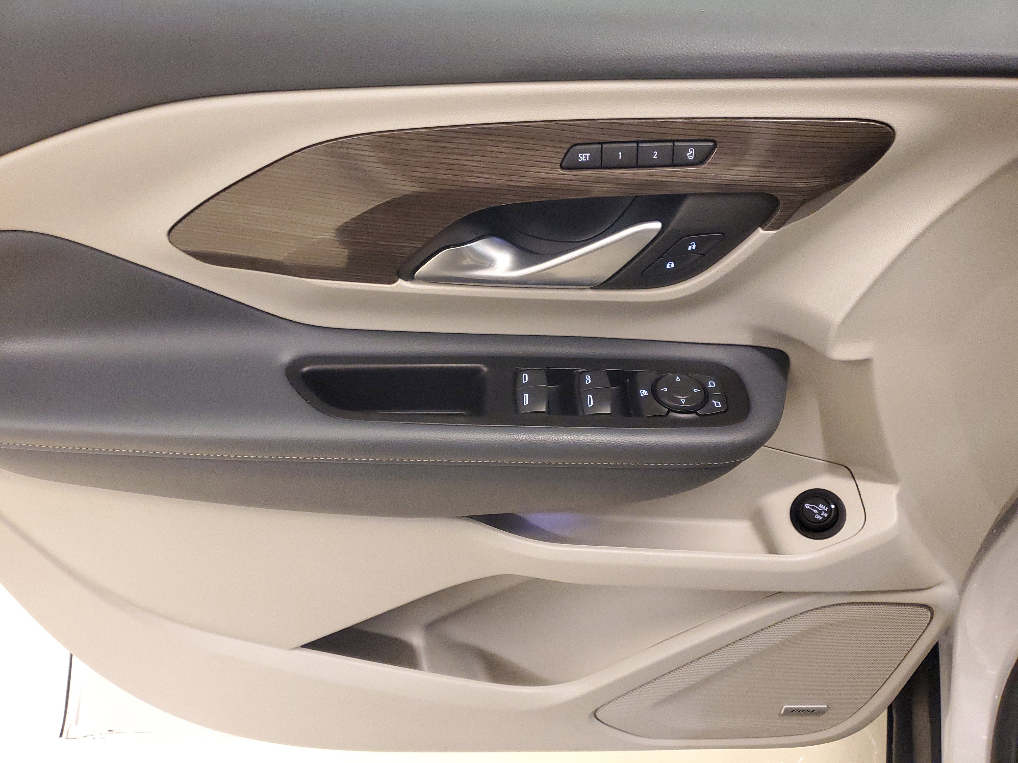 Used 2022 GMC Terrain Denali w/ Denali Premium Package image 22