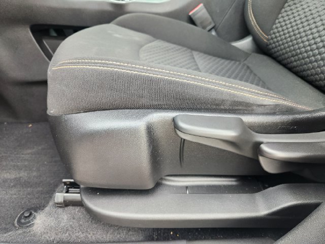 Used 2021 GMC Terrain SLE FWD image 23