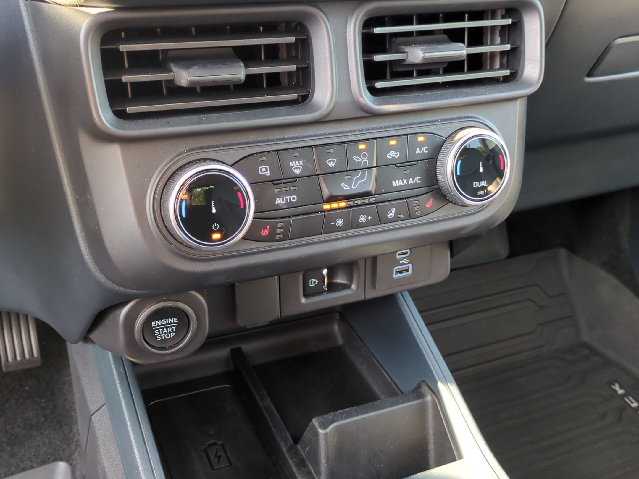 Used 2024 Ford Maverick Tremor w/ Tremor Off-Road Package AWD/4WD image 27
