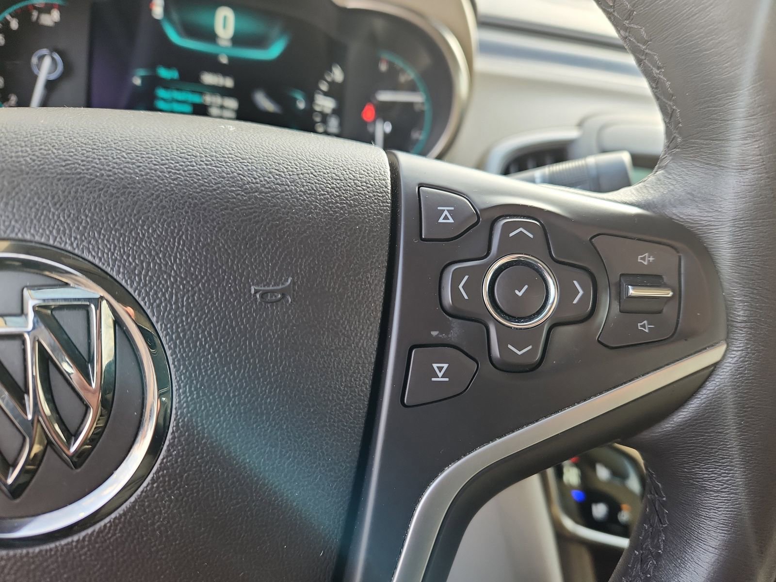 Used 2015 Buick LaCrosse Premium image 20