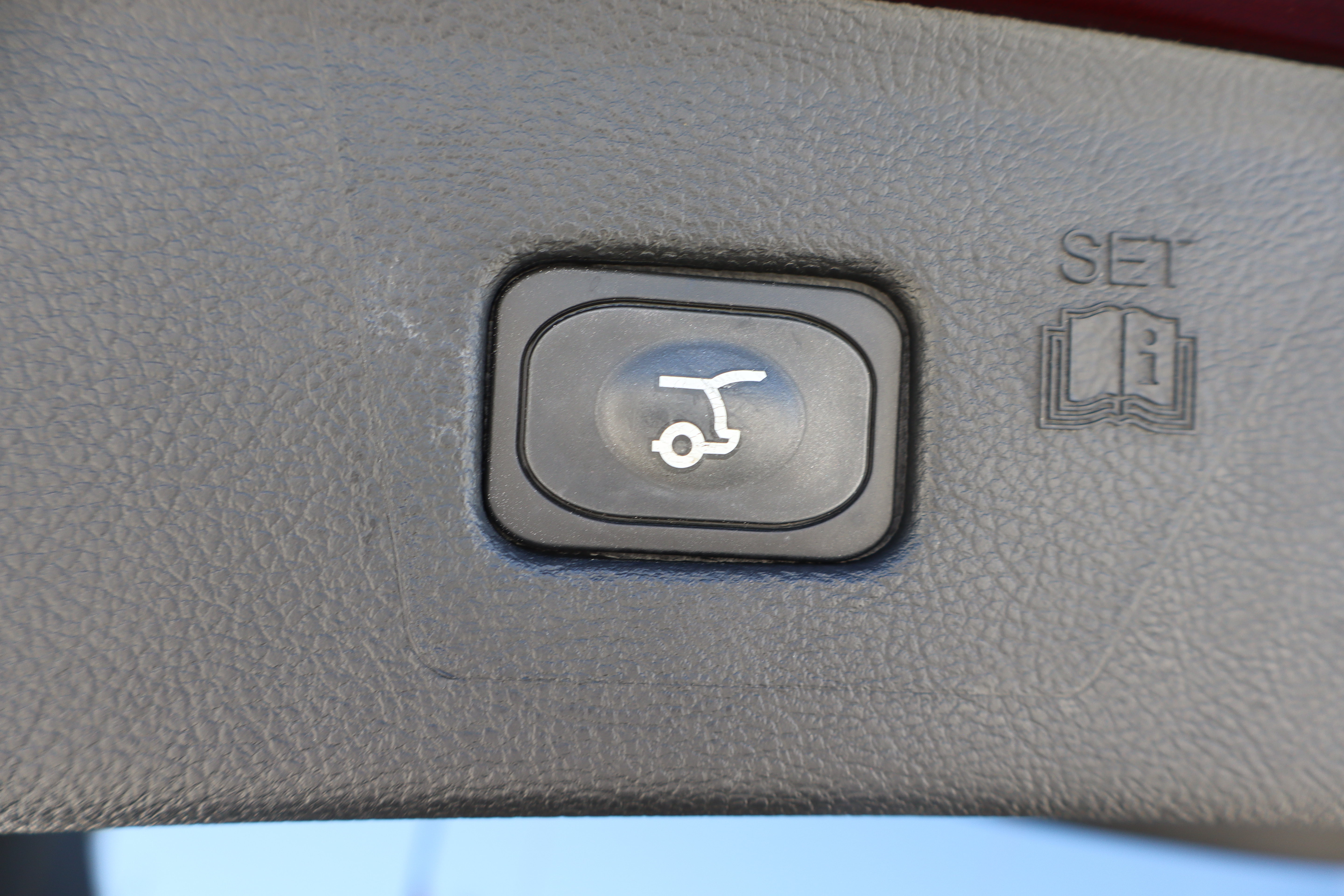 Used 2024 Ford Edge SEL w/ Convenience Package AWD/4WD image 29