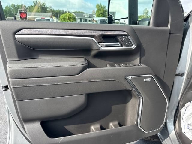 New 2026 Chevrolet Silverado 2500 LTZ w/ LTZ Plus Package AWD/4WD image 14