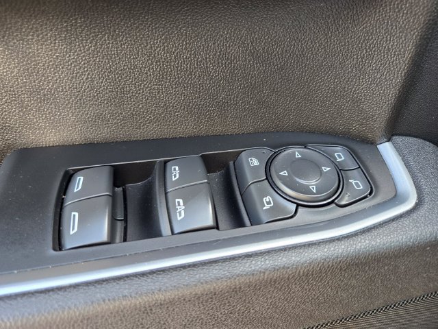 Used 2025 GMC Sierra 1500 SLT AWD/4WD image 35