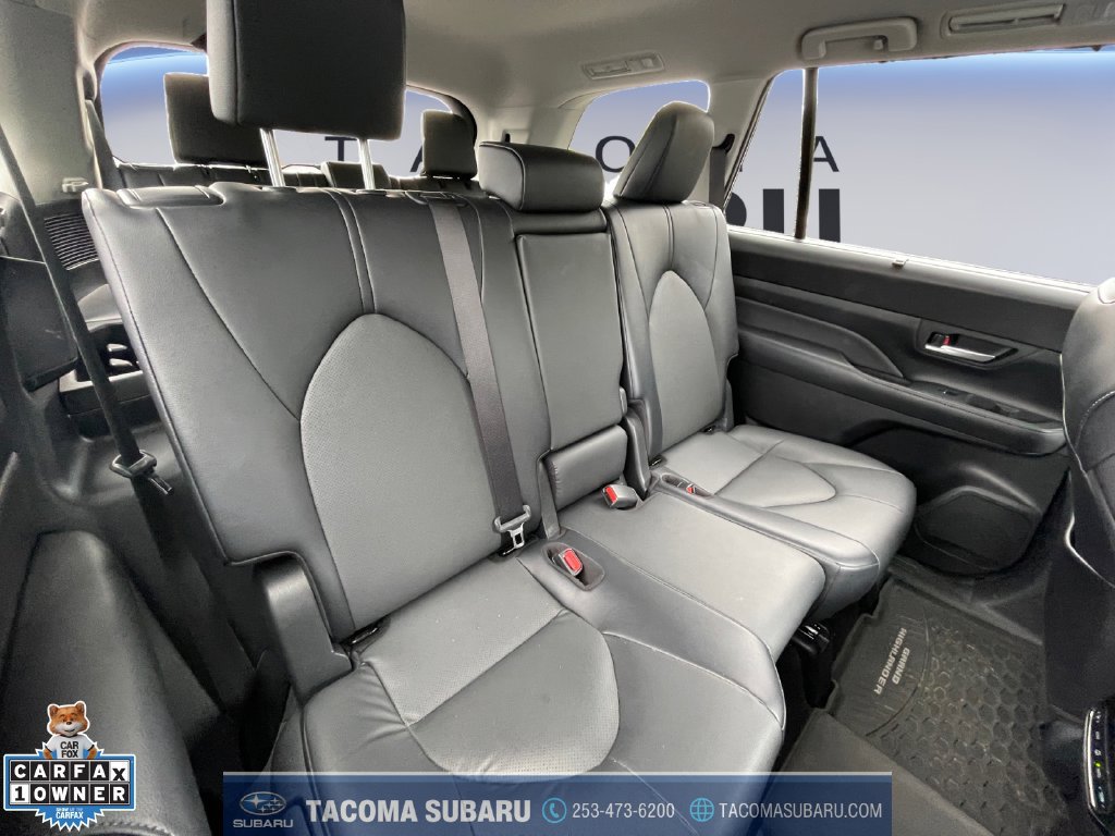 Used 2026 Toyota Grand Highlander AWD image 18