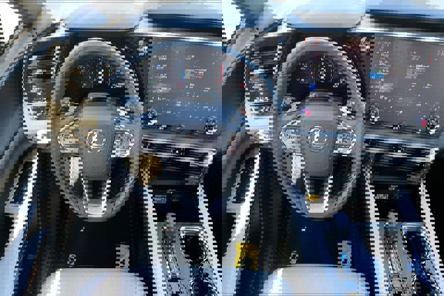 Used 2026 Lexus RX 350 Premium image 4