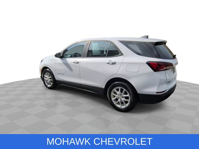 Used 2023 Chevrolet Equinox LS w/ LPO, Floor Liner Package image 7