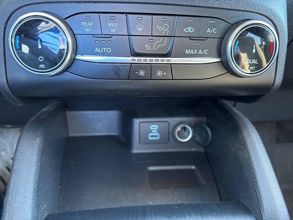 Used 2023 Ford Escape Active image 28