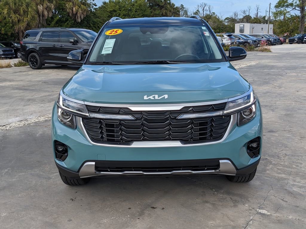 Certified 2025 Kia Seltos S image 3