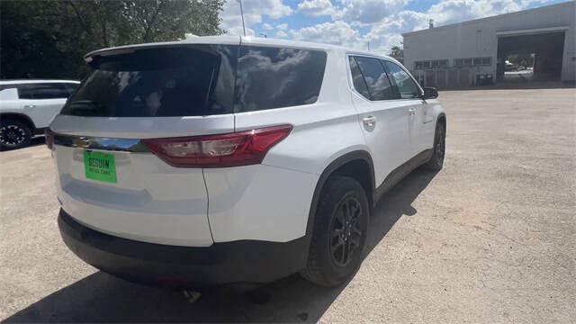 Used 2021 Chevrolet Traverse LS FWD image 8