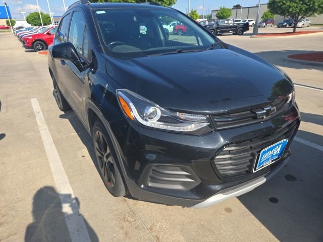 Used 2019 Chevrolet Trax LT w/ Redline Edition AWD/4WD image 1