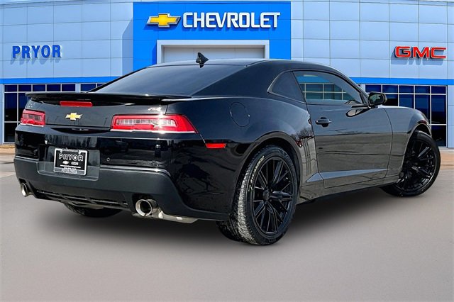Used 2015 Chevrolet Camaro LT w/ RS Package image 5