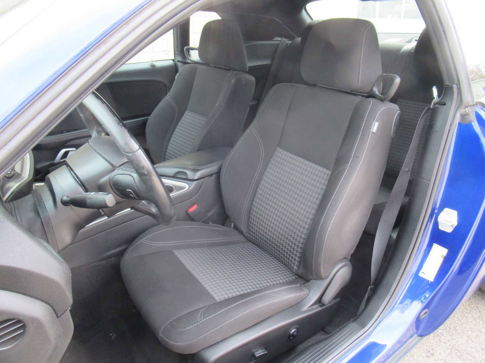 Used 2021 Dodge Challenger SXT w/ Blacktop Package image 18