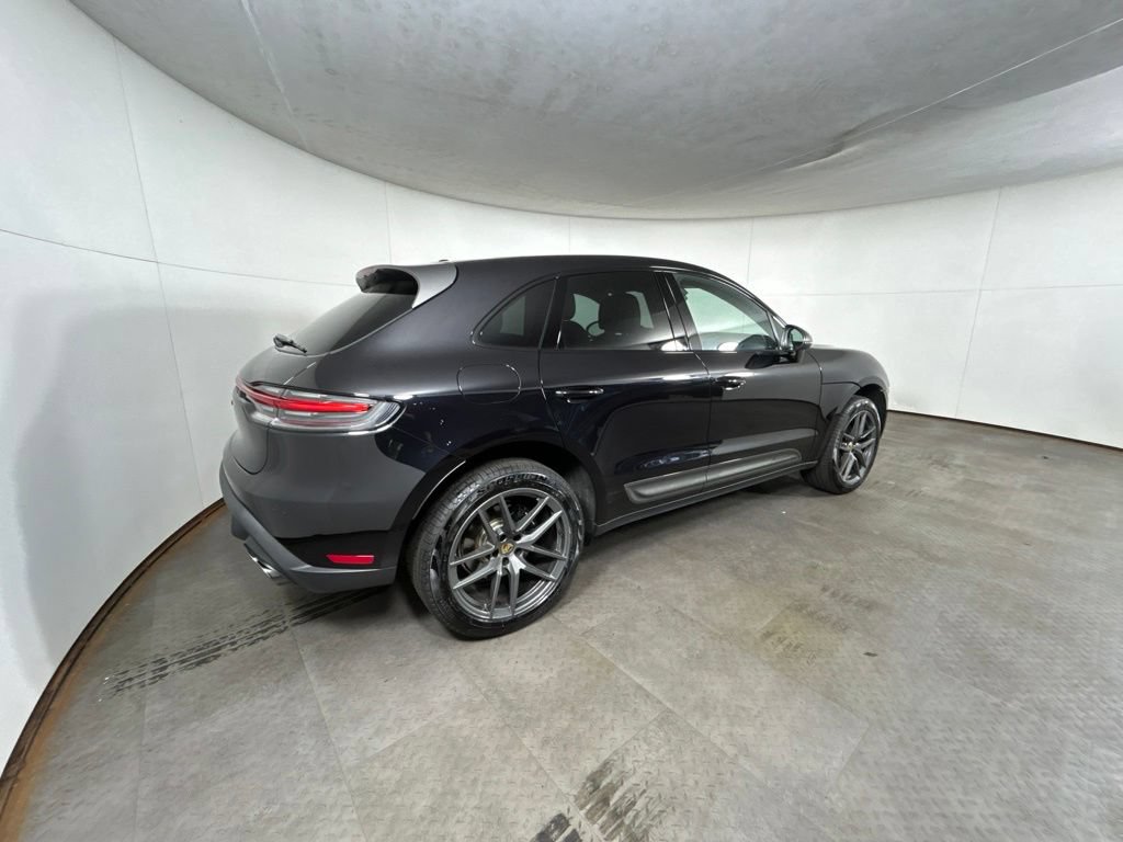 Certified 2026 Porsche Macan Turbo AWD/4WD image 5