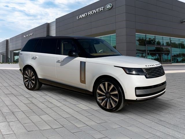 Certified 2024 Land Rover Range Rover SV AWD/4WD image 7