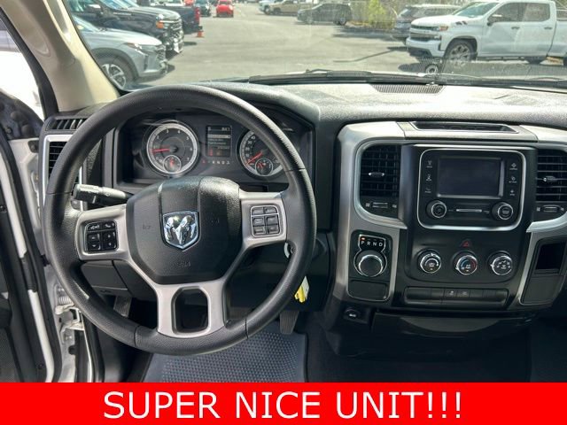 Used 2022 RAM 1500 Classic SLT image 17