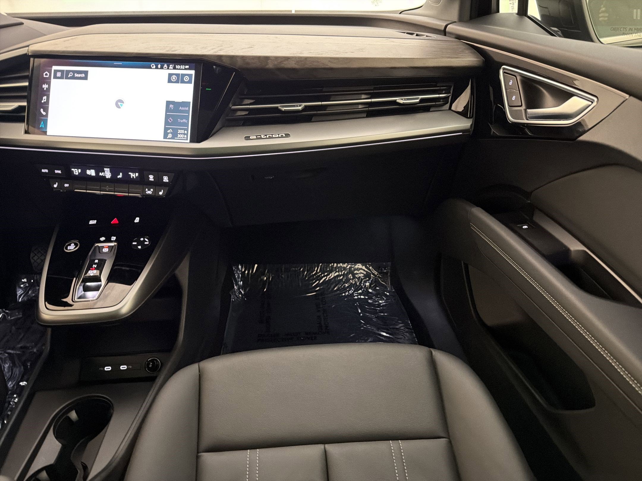 Certified 2025 Audi Q4 e-tron Premium w/ Convenience Package image 28