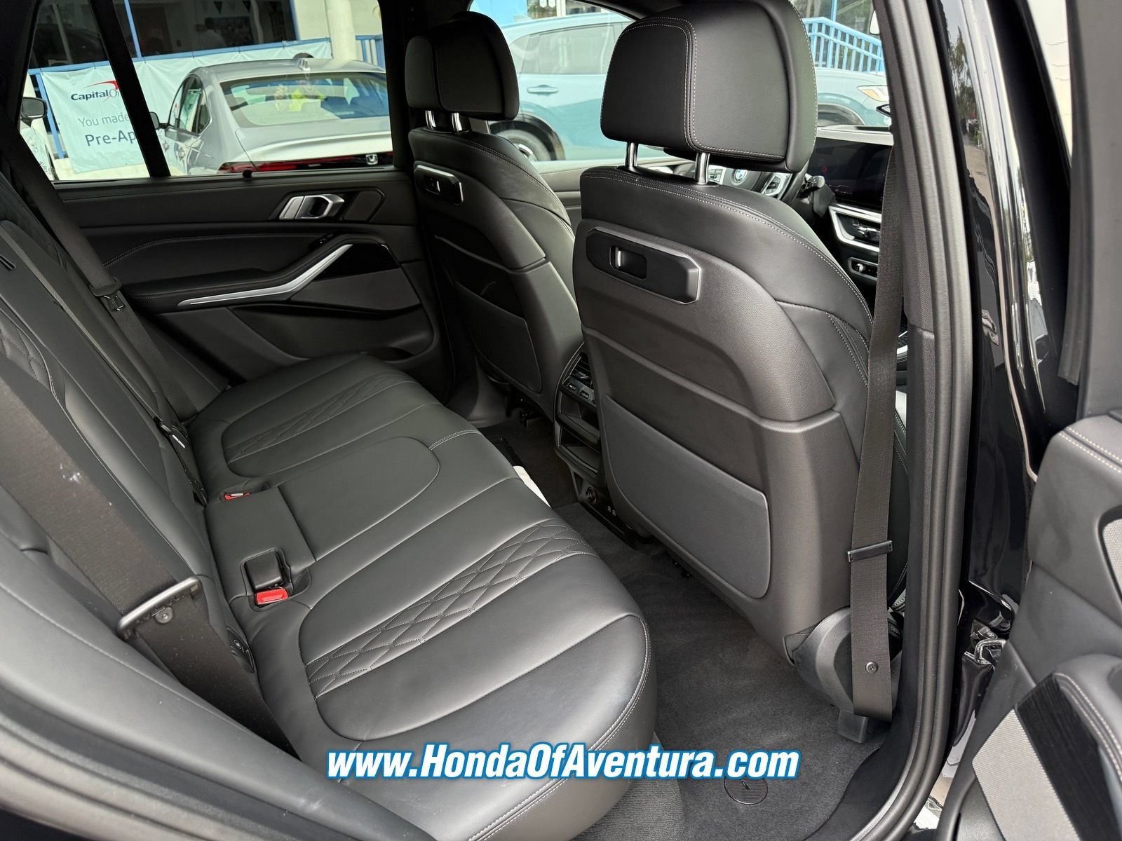 Used 2024 BMW X5 sDrive40i w/ M Sport Package RWD image 12