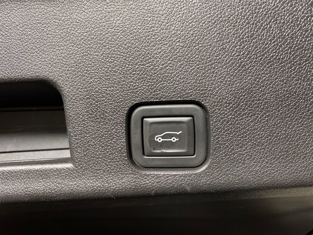 Used 2024 Chevrolet Traverse Z71 AWD/4WD image 30