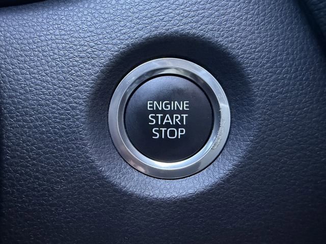 Used 2025 Toyota Corolla XSE image 20
