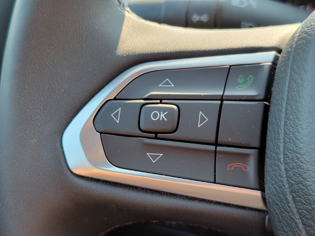Used 2023 Jeep Compass Latitude AWD/4WD image 15