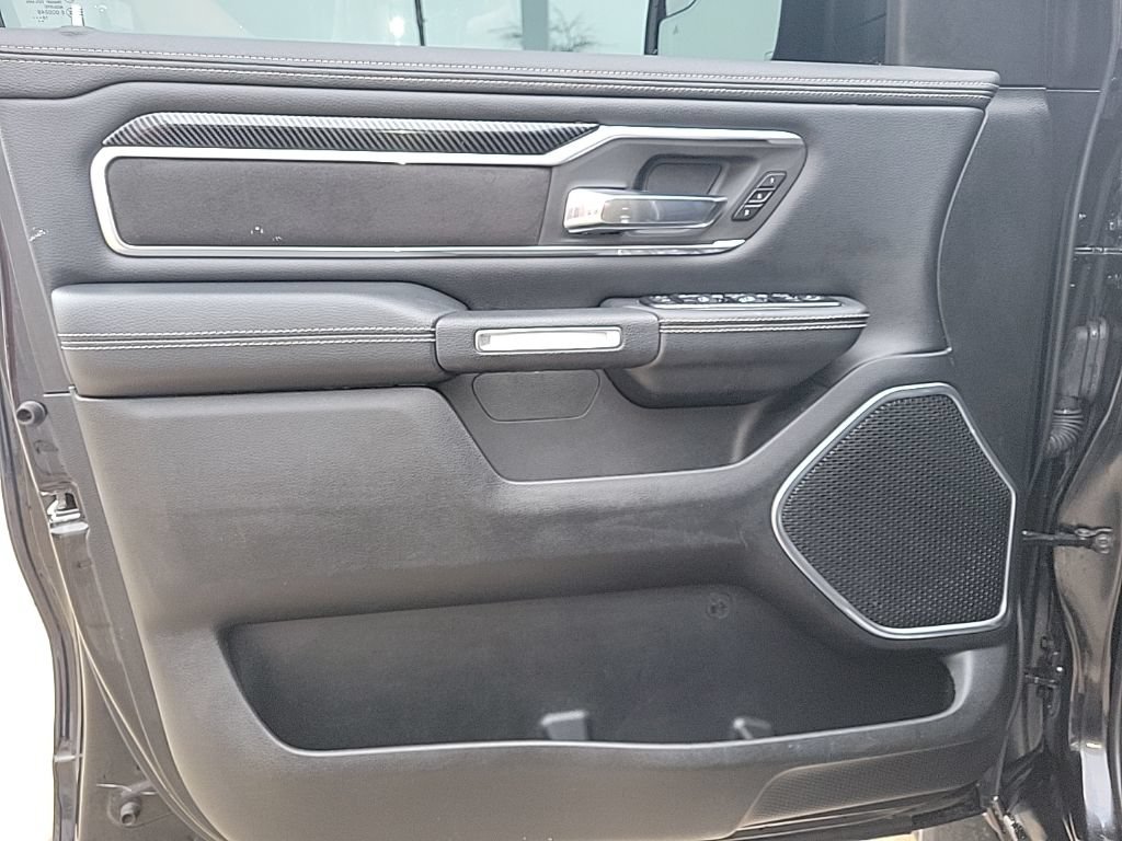 Used 2020 RAM 1500 Laramie AWD/4WD image 31