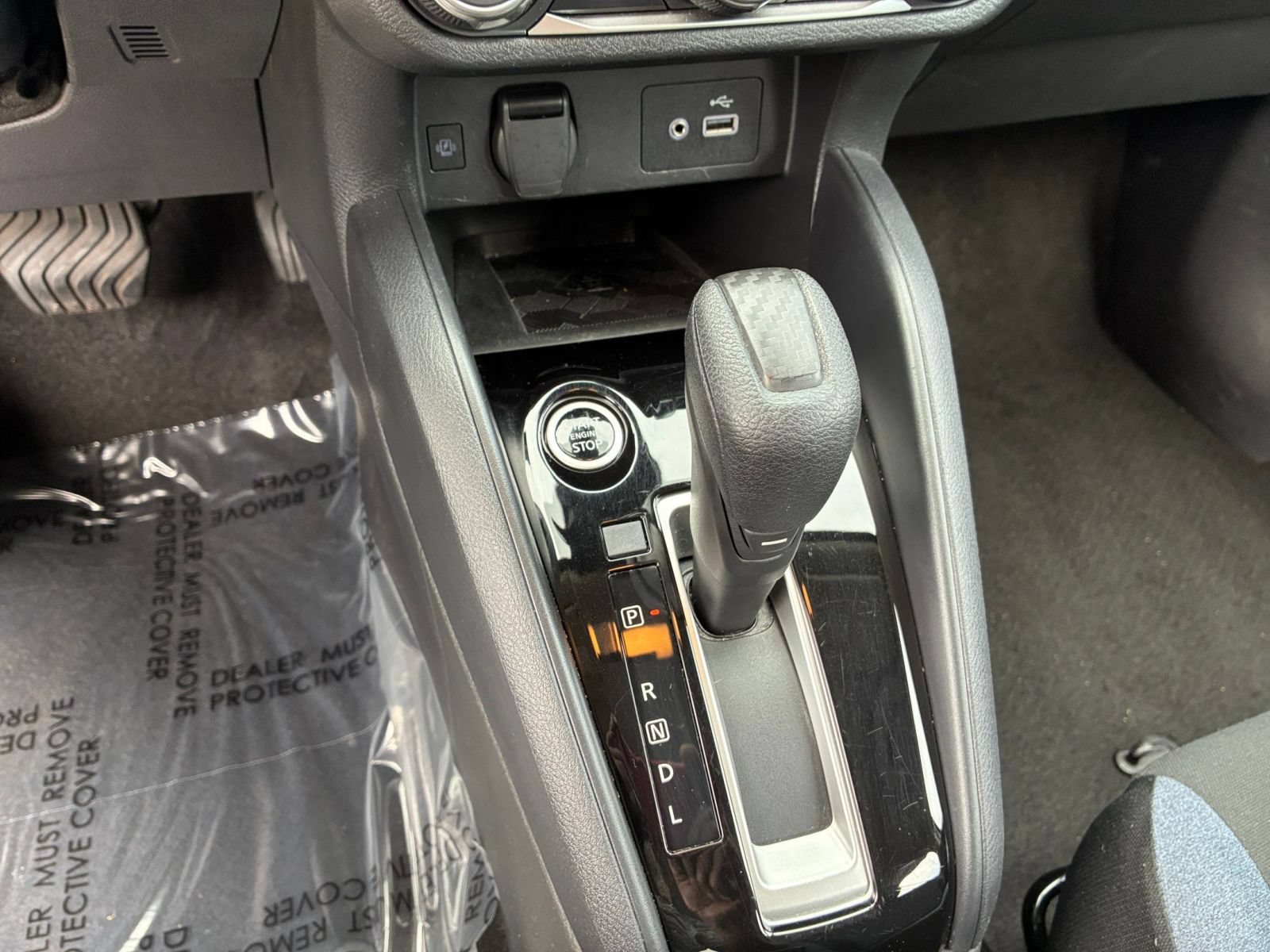 Used 2025 Nissan Versa SV FWD image 39