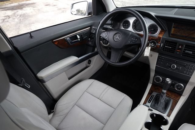 Used 2010 Mercedes-Benz GLK 350 2WD w/ Multimedia Pkg image 24