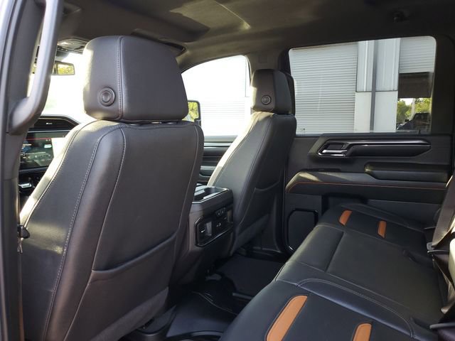 Used 2024 GMC Sierra 2500 AT4 w/ AT4 Preferred Package image 10