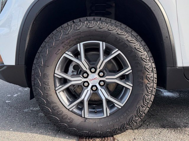 Used 2026 GMC Acadia AT4 AWD/4WD image 11