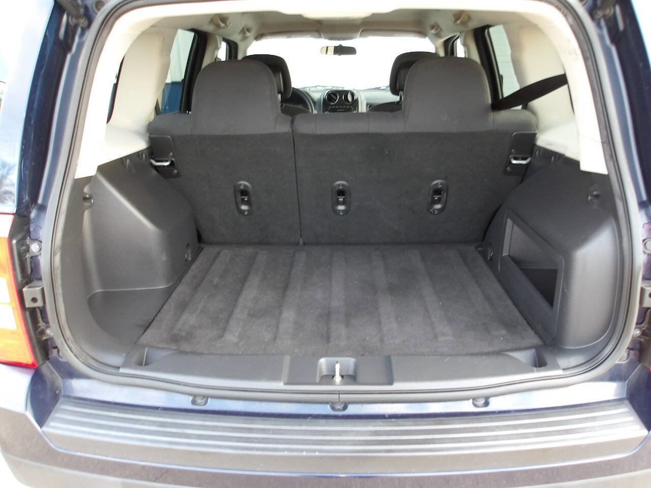 Used 2013 Jeep Patriot Sport w/ PWR Value Group image 22