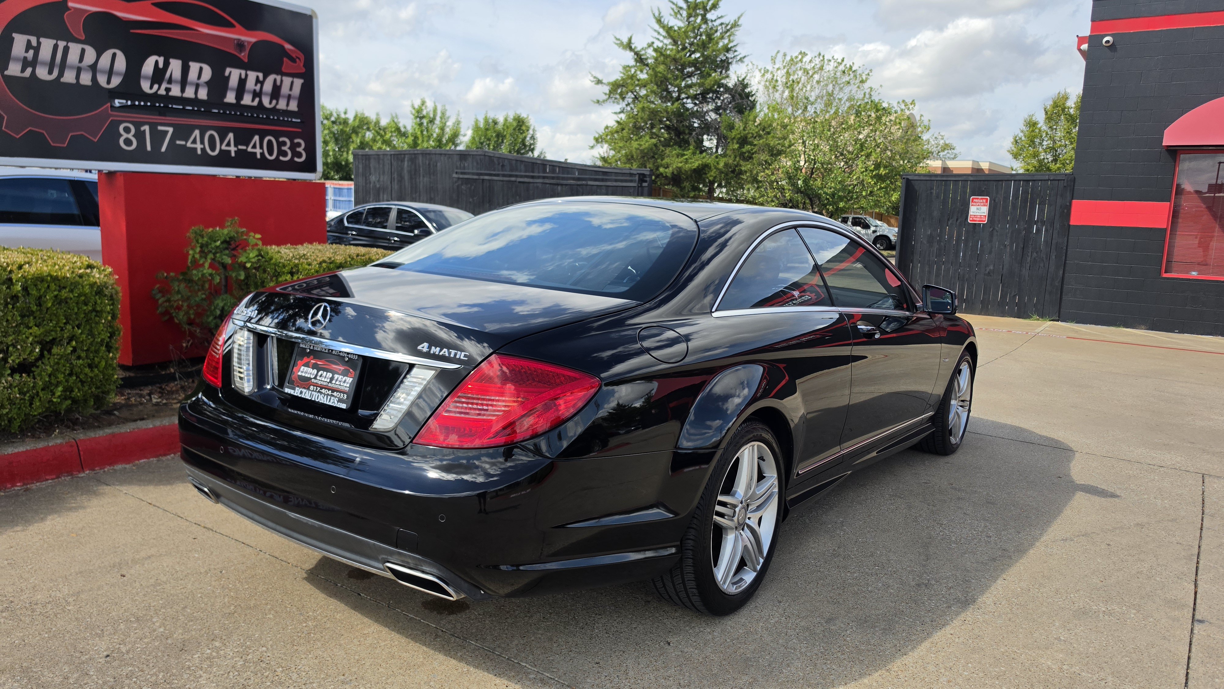 Used 2012 Mercedes-Benz CL 550 4MATIC w/ Sport Pkg image 8
