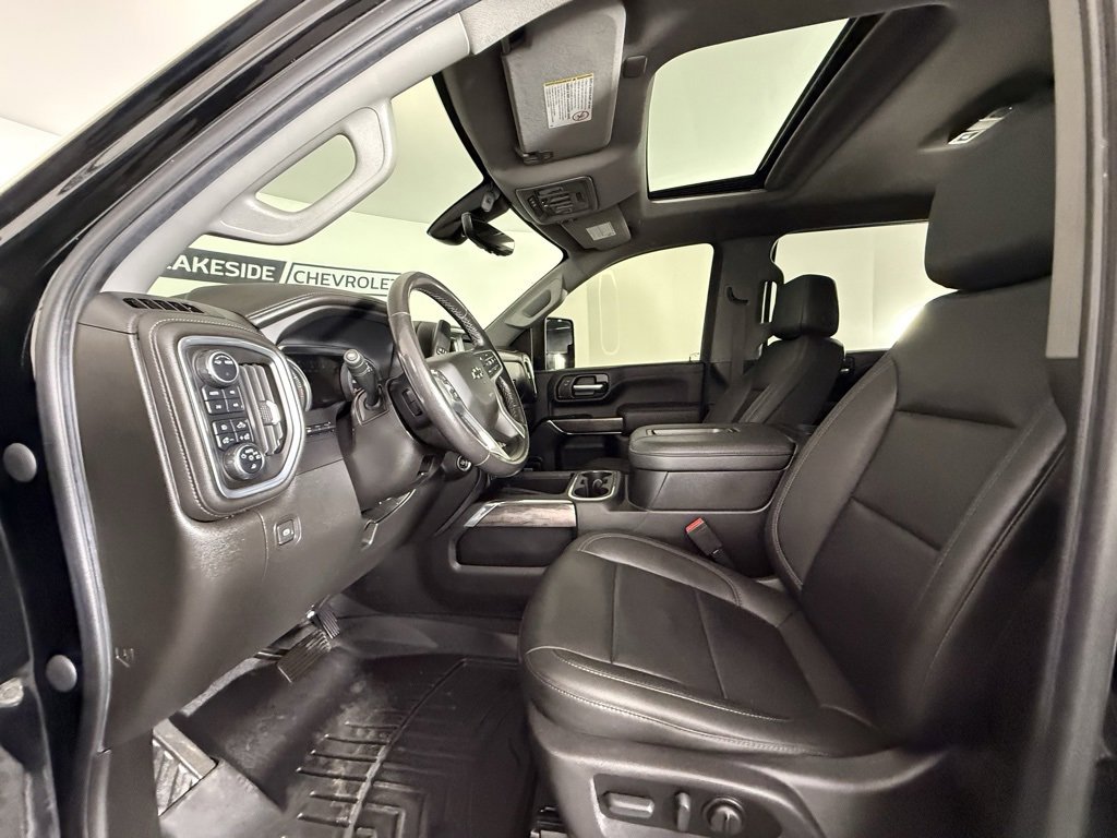 Used 2022 Chevrolet Silverado 2500 LTZ w/ LTZ Plus Package image 28