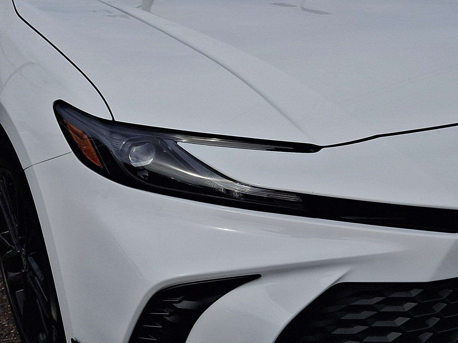 Certified 2025 Toyota Camry SE AWD/4WD image 9