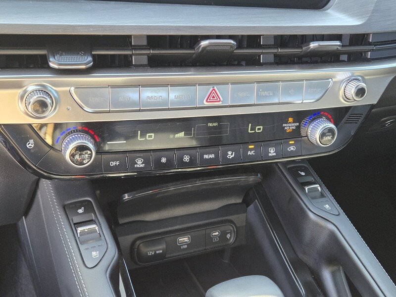 Certified 2025 Kia Telluride EX X-Line AWD/4WD image 21