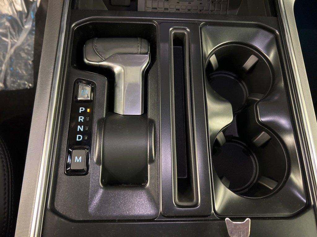 New 2025 Ford F150 Platinum w/ Equipment Group 702A High image 16