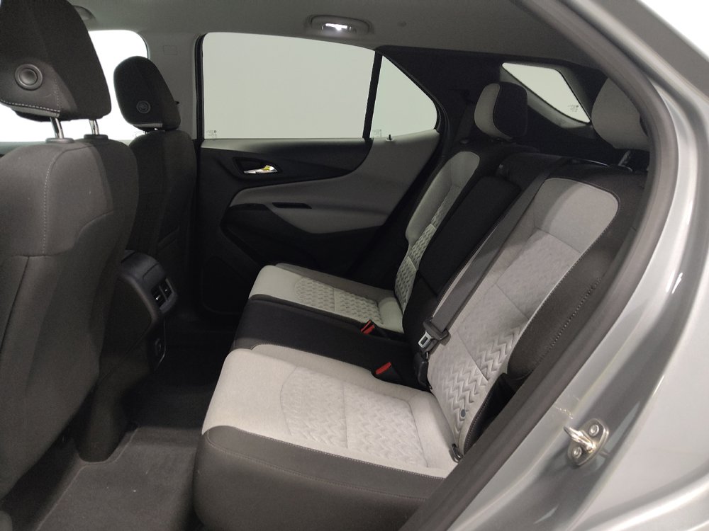 Used 2023 Chevrolet Equinox LT FWD image 18