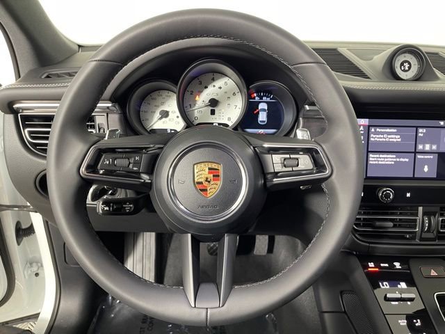 New 2026 Porsche Macan GTS image 36