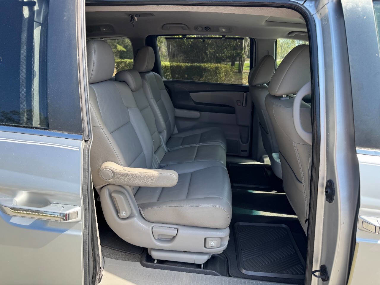 Used 2011 Honda Odyssey EX-L image 40