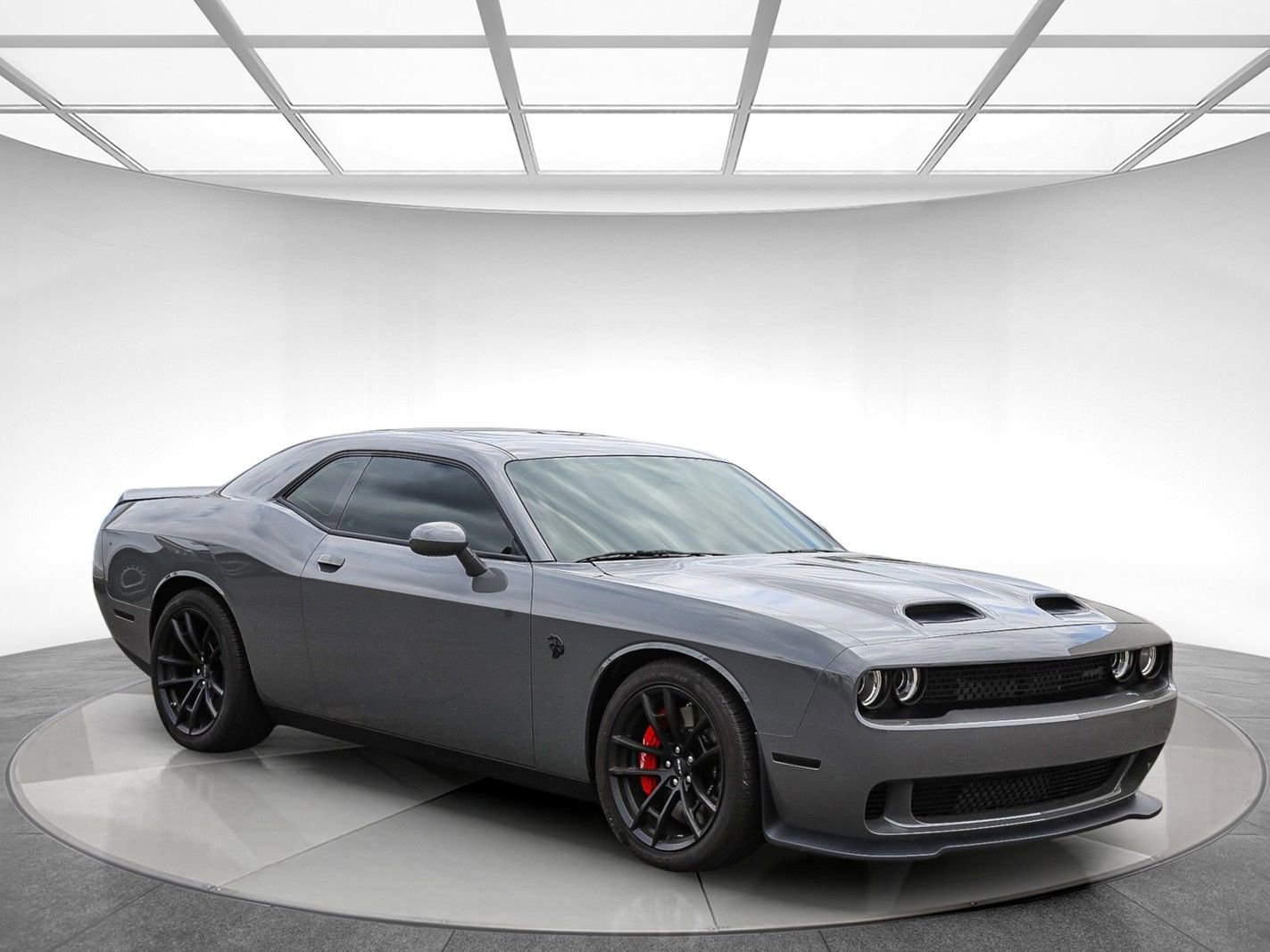 Used 2023 Dodge Challenger SRT Hellcat RWD image 4