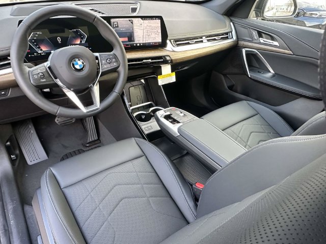 New 2027 BMW X1 xDrive28i w/ Technology Package AWD/4WD image 10