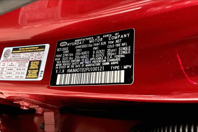 Used 2023 Genesis GV70 2.5T w/ Sport Prestige Package image 39