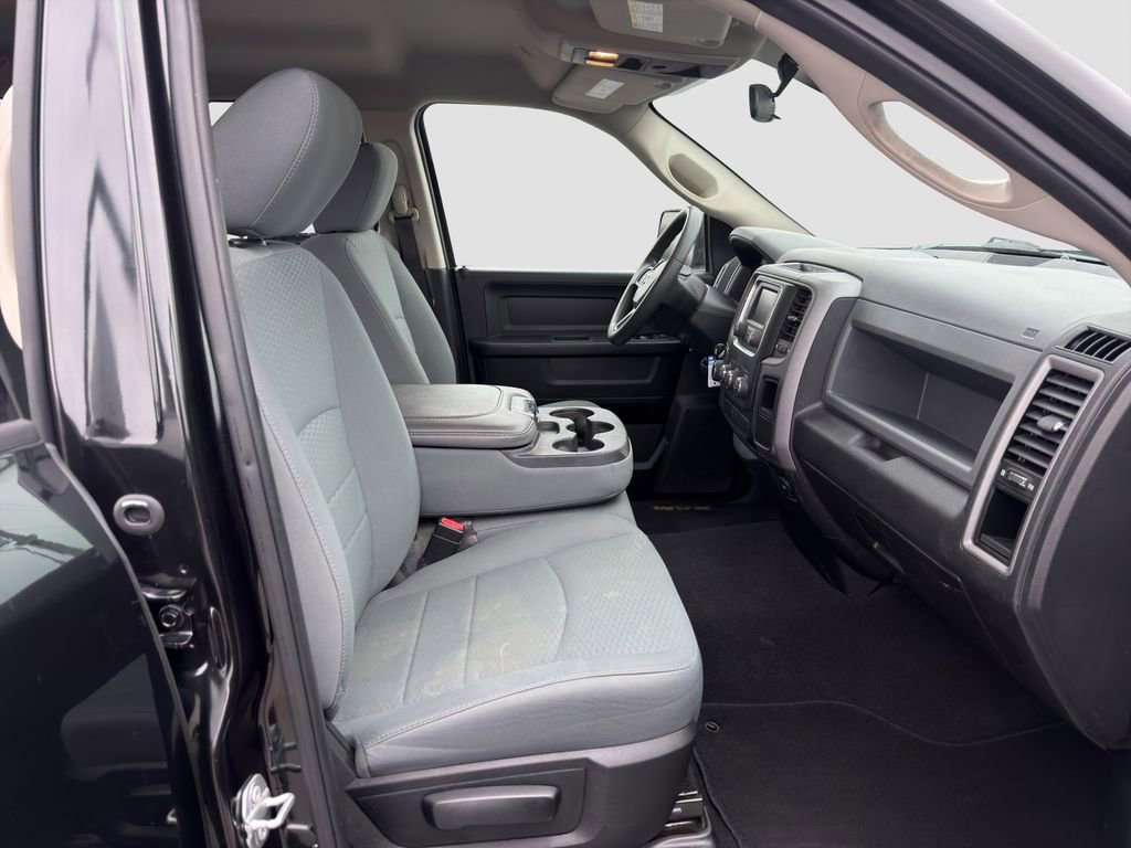 Used 2018 RAM 1500 Express image 18